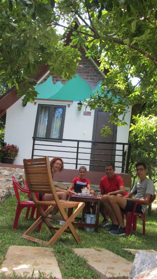 Tropical Valley Homestay - Villas Phong Nha Exteriör bild