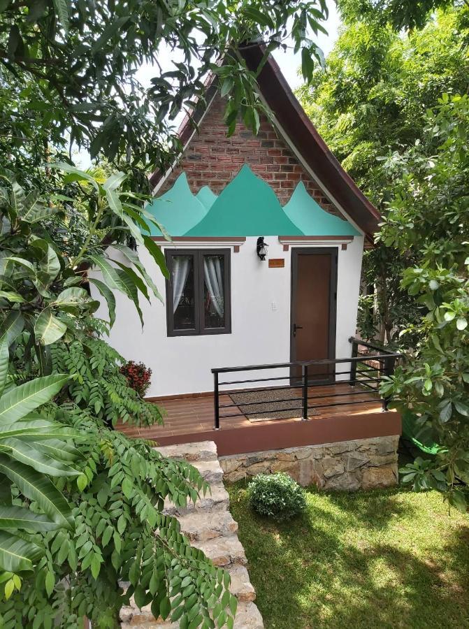 Tropical Valley Homestay - Villas Phong Nha Exteriör bild